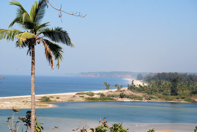 Redij Beach, Maharashtra