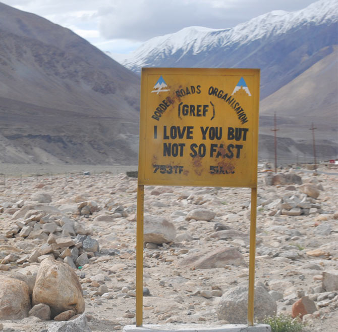 Road signs: Funny, poetic, wise and grammatically incorrect!