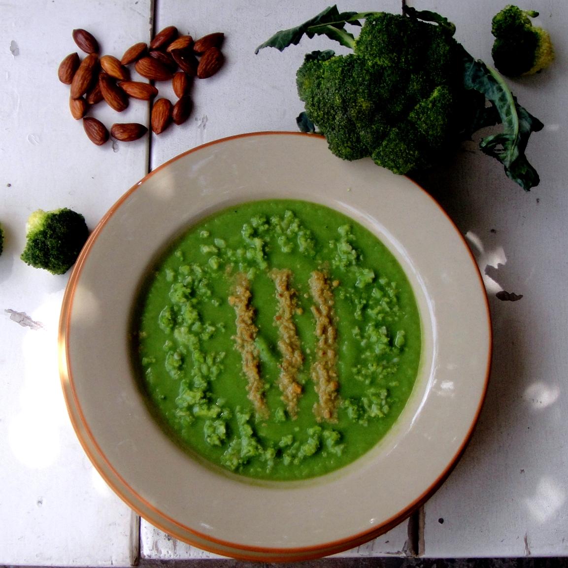 Almond and Broccoli Soup