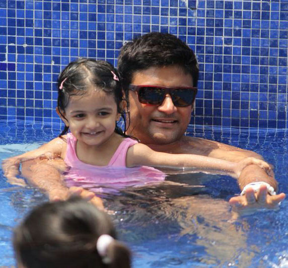 Manav Gohil with daughter Zahra