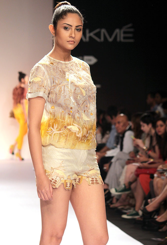 A model showcases a Vilvin Sabu creation