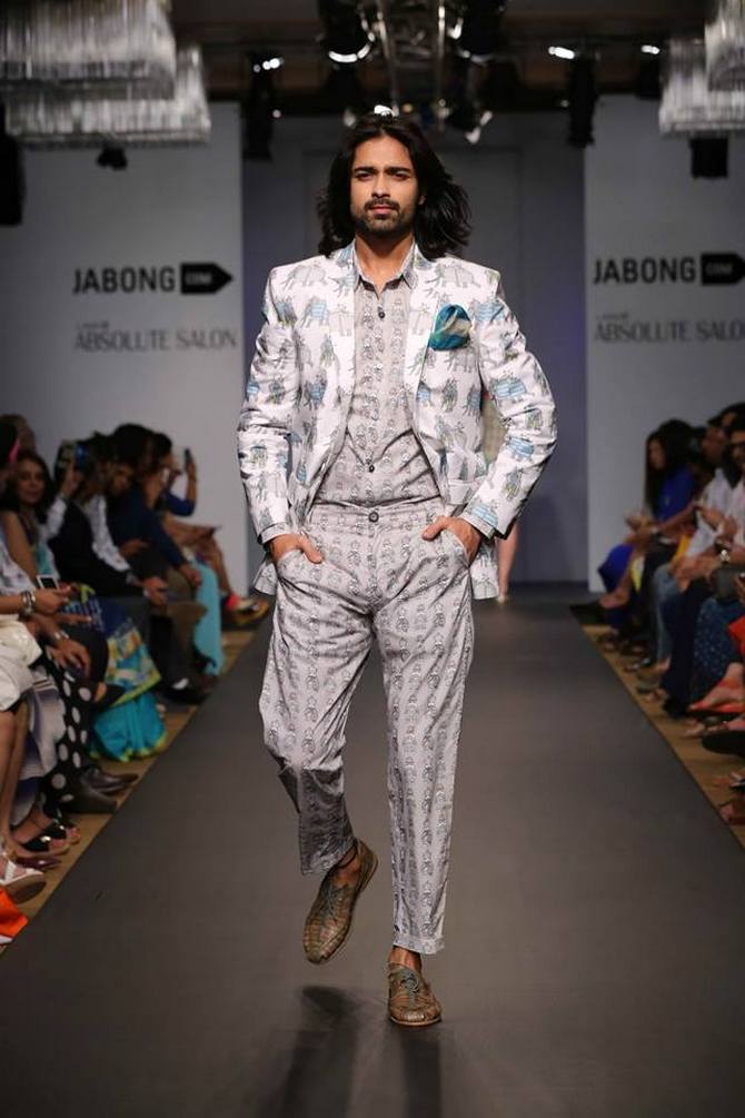 Will you wear these fashion week outfits? Tell us! - Rediff Getahead