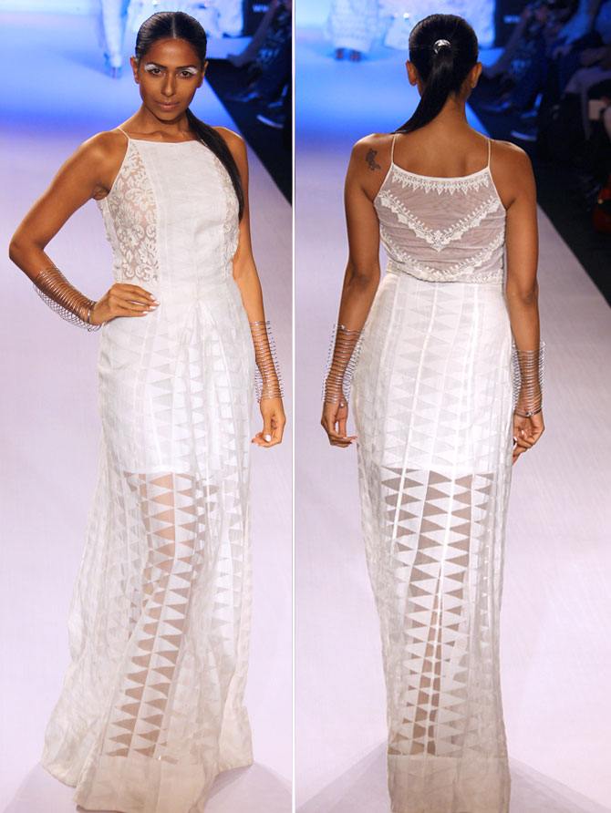 A model in a Anita Dongre creation