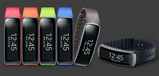 Samsung Gear Fit: Should you buy it for 15k?