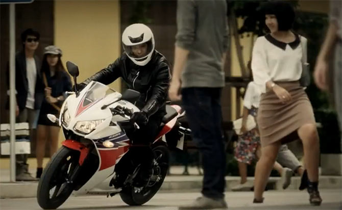 Bike wars: Honda CBR300R to take on yamaha R25