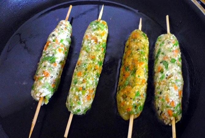 How to make veg seekh kebab