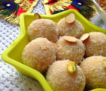 Coconut Laddoos