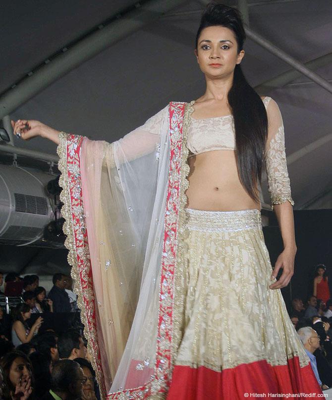 Ira Dubey walks for designer Manish Malhotra