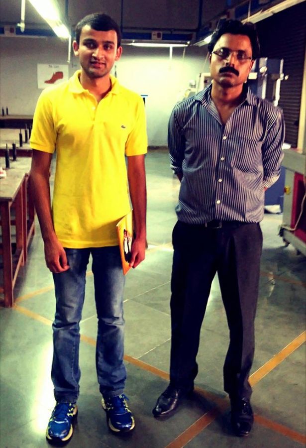 Shriyans Bhandari (left) with his co-founder Ramesh Dhani