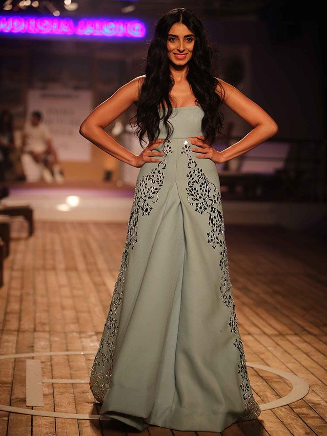 Pernia Qureshi for Monisha Jaisingh