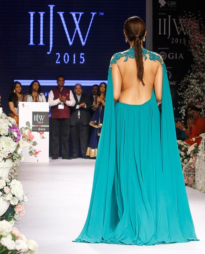 Sonam Kapoor at IIJW 2015