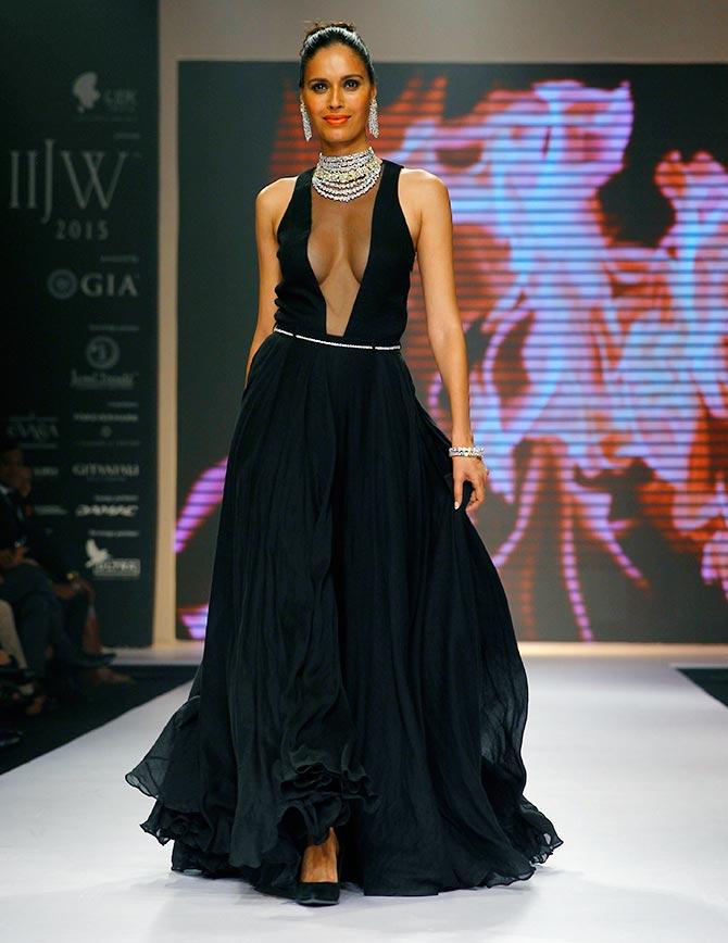 Ujjwala Raut at IIJW 2015