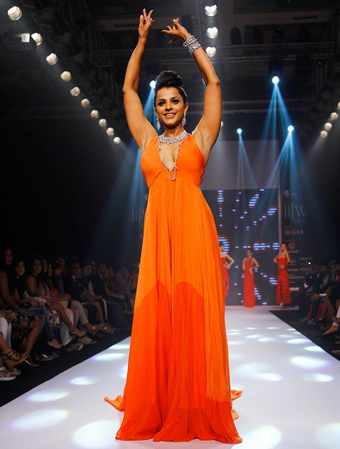 Mansi Scott at IIJW 2015