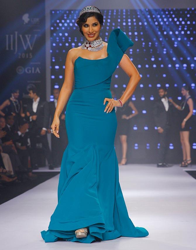 Sophie Choudhary at IIJW 2015