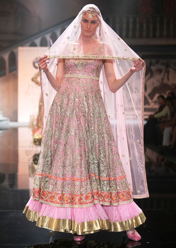 How to look gorgeous on your wedding day - Rediff.com Get Ahead