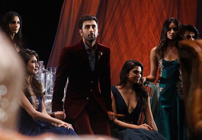 Ranbir Kapoor with the models