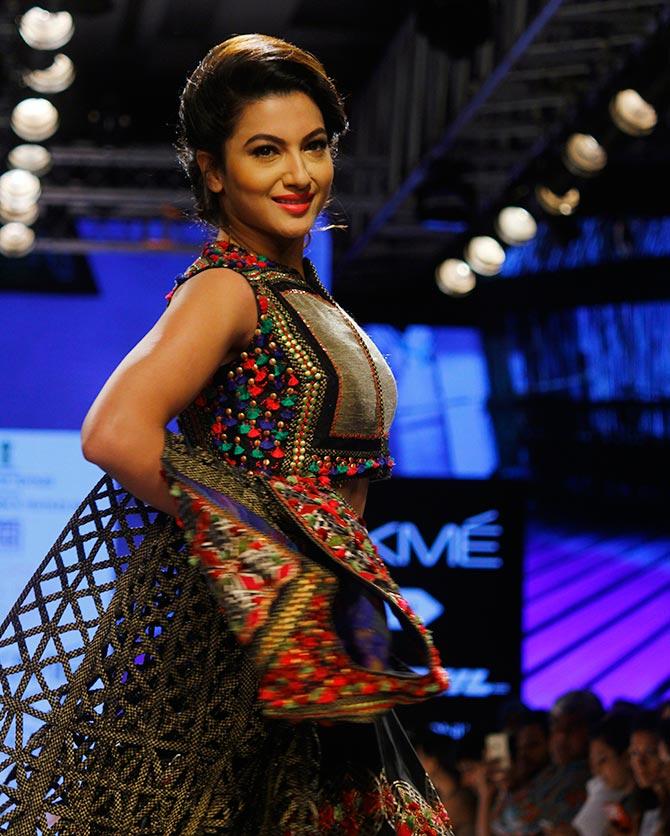 Gauahar Khan walks for Rinku Sobti