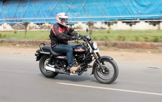 Bajaj Avenger 220 Street & 220 Cruise