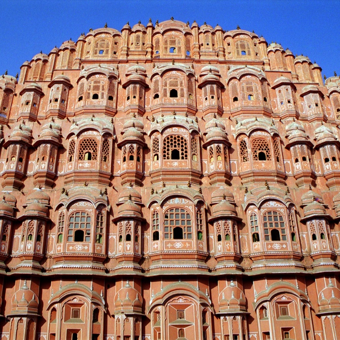 The contrasting colours of Jaipur - Rediff.com Get Ahead