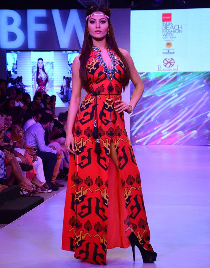 A model in a Pria Kataria Puri creation