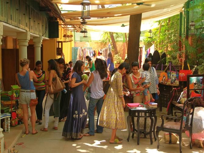 Since 2013, Aarti Patkar has curated shows at Vintage Garden featuring clothing by stylist Shreya Anand and chappals by The Sole Sisters, among others