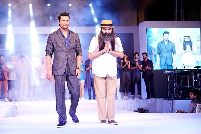 Randeep Hooda takes to the ramp with designer Suket Dhir at Grand Hyatt in Goa