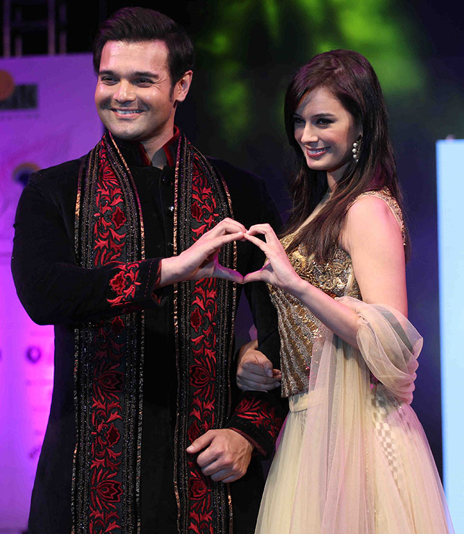 Mimoh Chakraborty And Evelyn Sharma