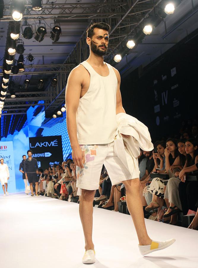 A model in a Manish Bansal creation at Lakme Fashion Week.