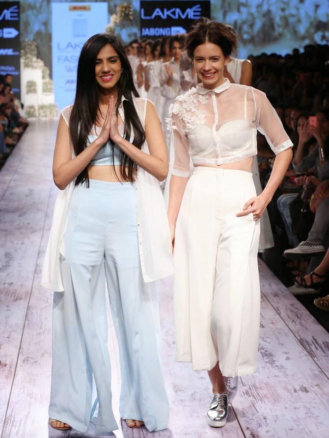 Kalki Koechlin showstops for Nishka Lulla.