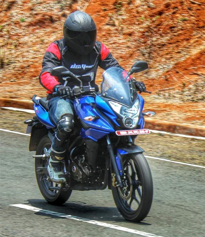 Bajaj Pulsar AS 150