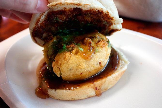 vada pav 