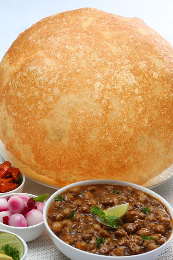 Chole Bhature, Cream Centre, Mumbai