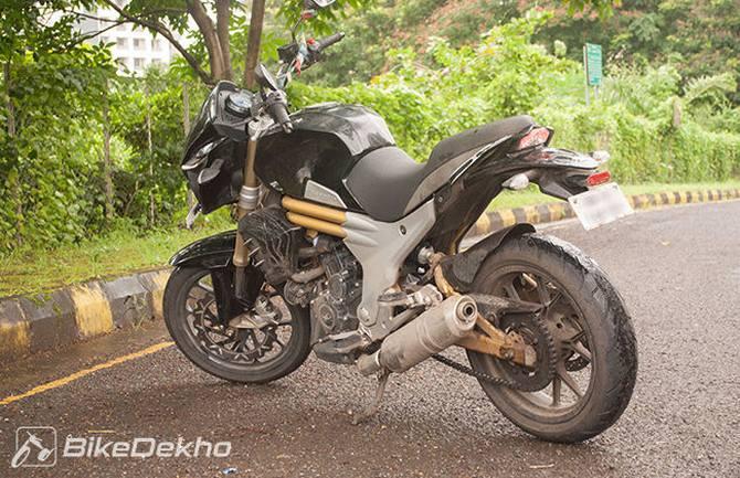 Mahindra Mojo