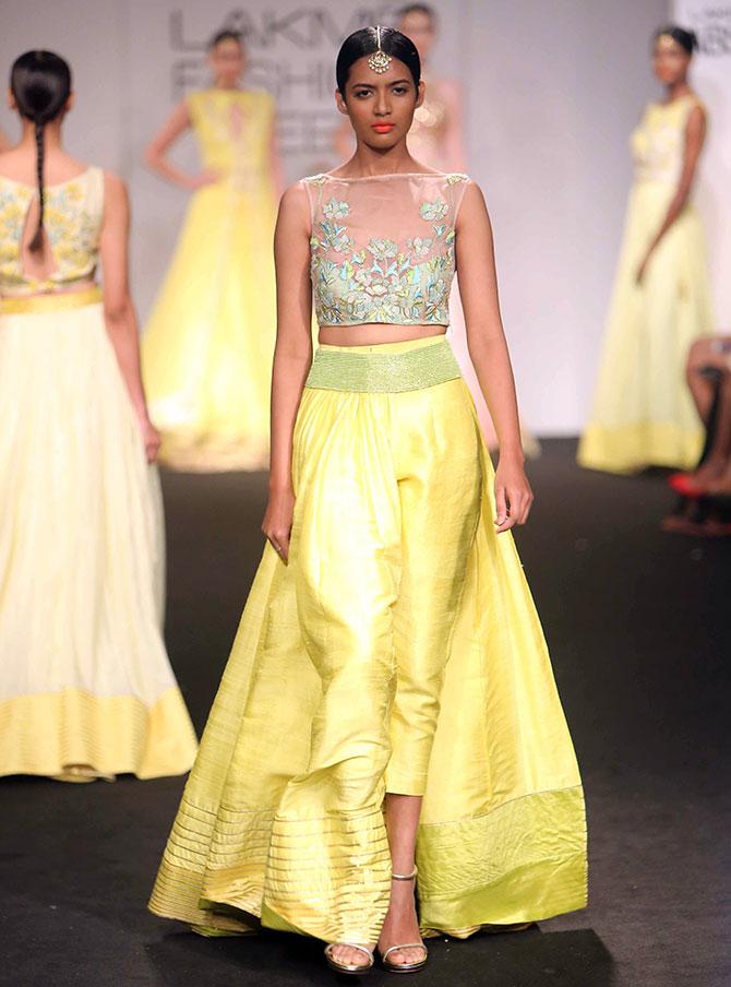 A model presents a Divya Reddy creation