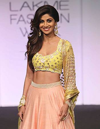 Shilpa Shetty's Best Hairstyles With Her Ethnic Looks