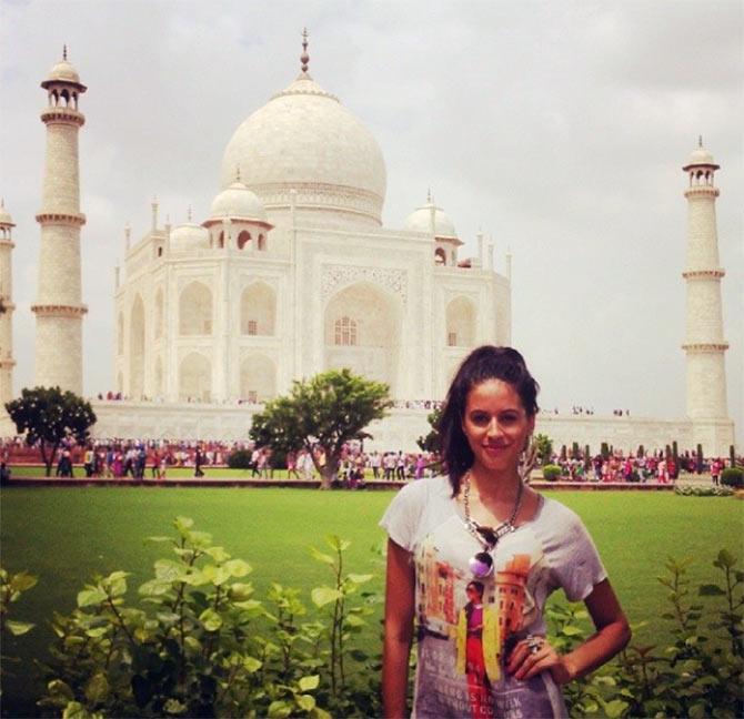 Bhavna Suri outside Taj Mahal in Agra