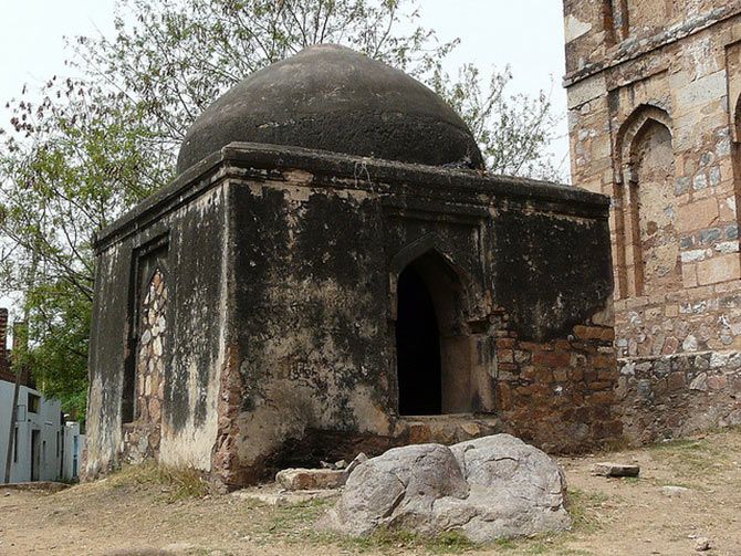 Tomb near Bijri Khan's Tomb