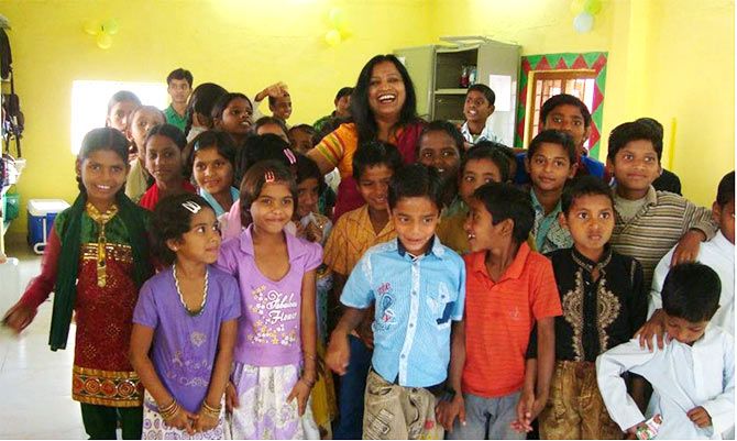Jyoti Reddy with young kids