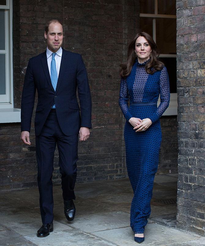 Kate middleton outlet navy blue dress