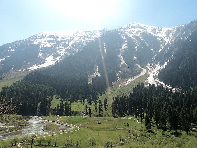 Betab Valley