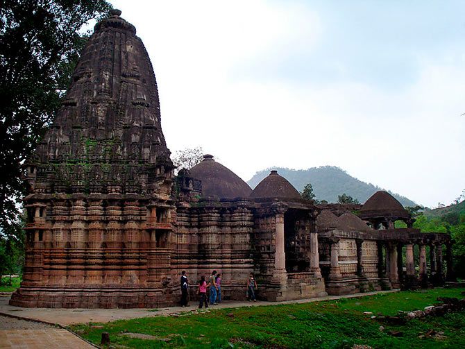 Jain temple, Himmatnagar, Gujrat