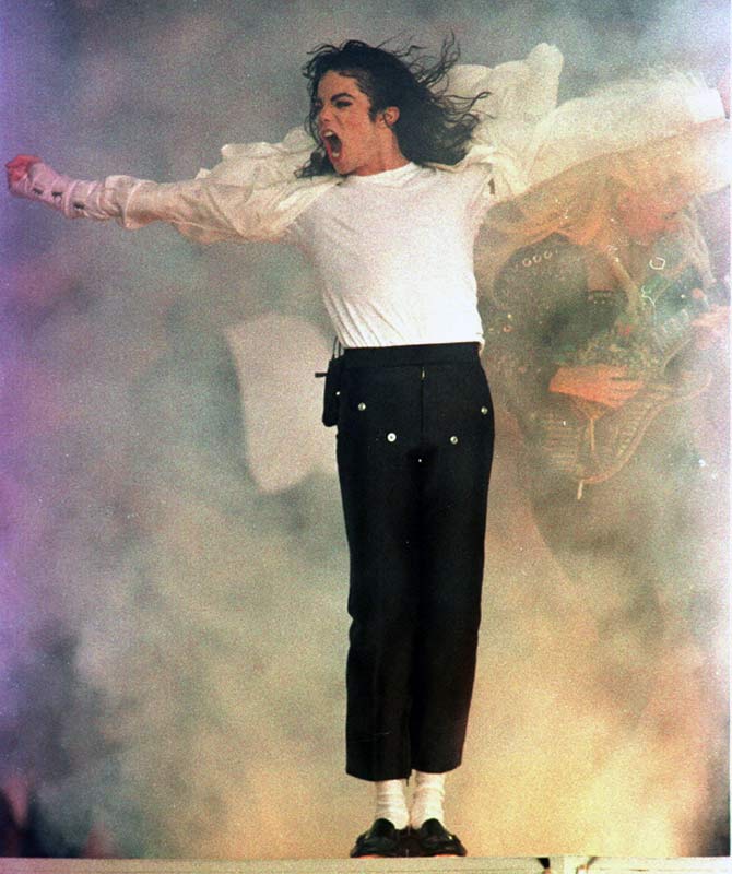 Michael Jackson always wore dark trousers because he couldnt stop his  penis leaking  Daily Star