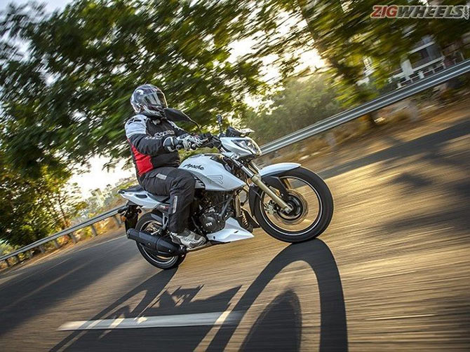 TVS Apache RTR 200 4V