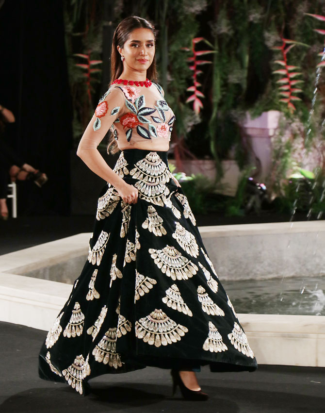 Lakme Fashion Week Winter/Festival 2019: Katrina Kaif walks the ramp for  designer Manish Malhotra