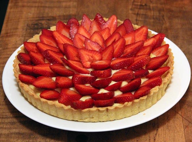 Strawberry and Cream Cheese Tart