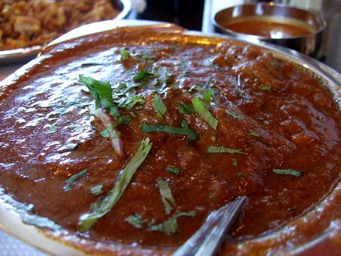 Chettinad chicken curry