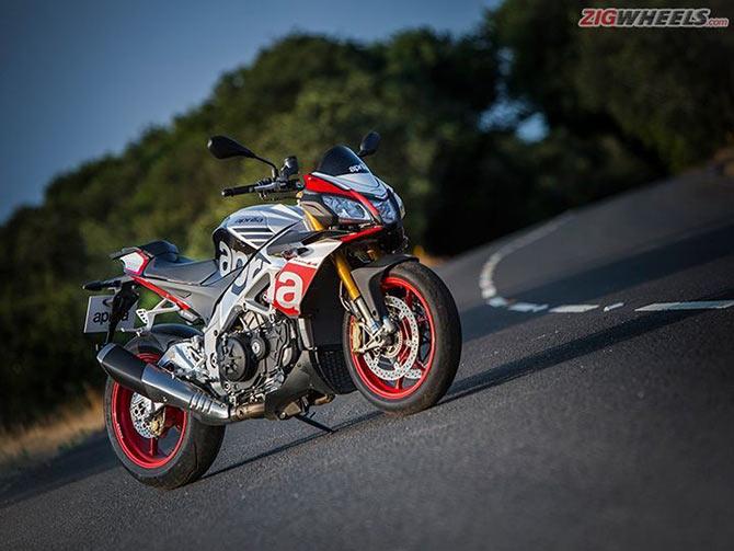 Aprilia Tuono V4 1100 Factory