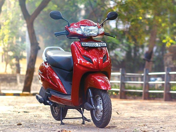 Honda Navi vs Honda Activa G