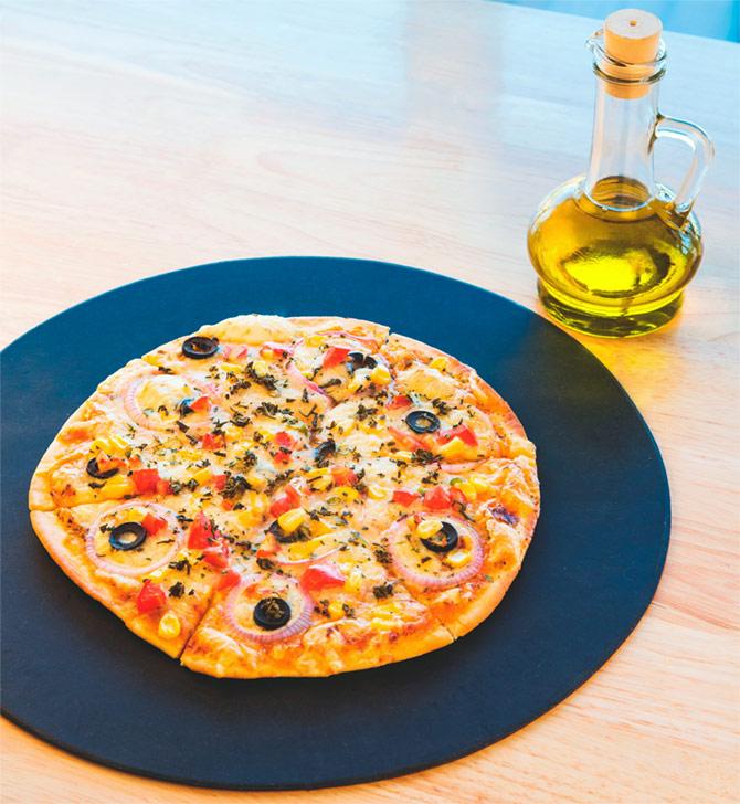 smoked tea pizza