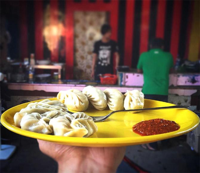 Momos